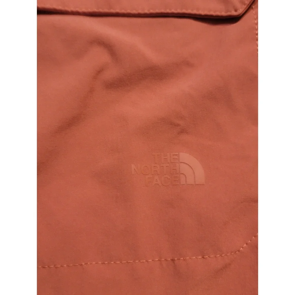 The North Face Men's Short Sleeve Button Up‎ Shirt Size M Hiking Outdoor